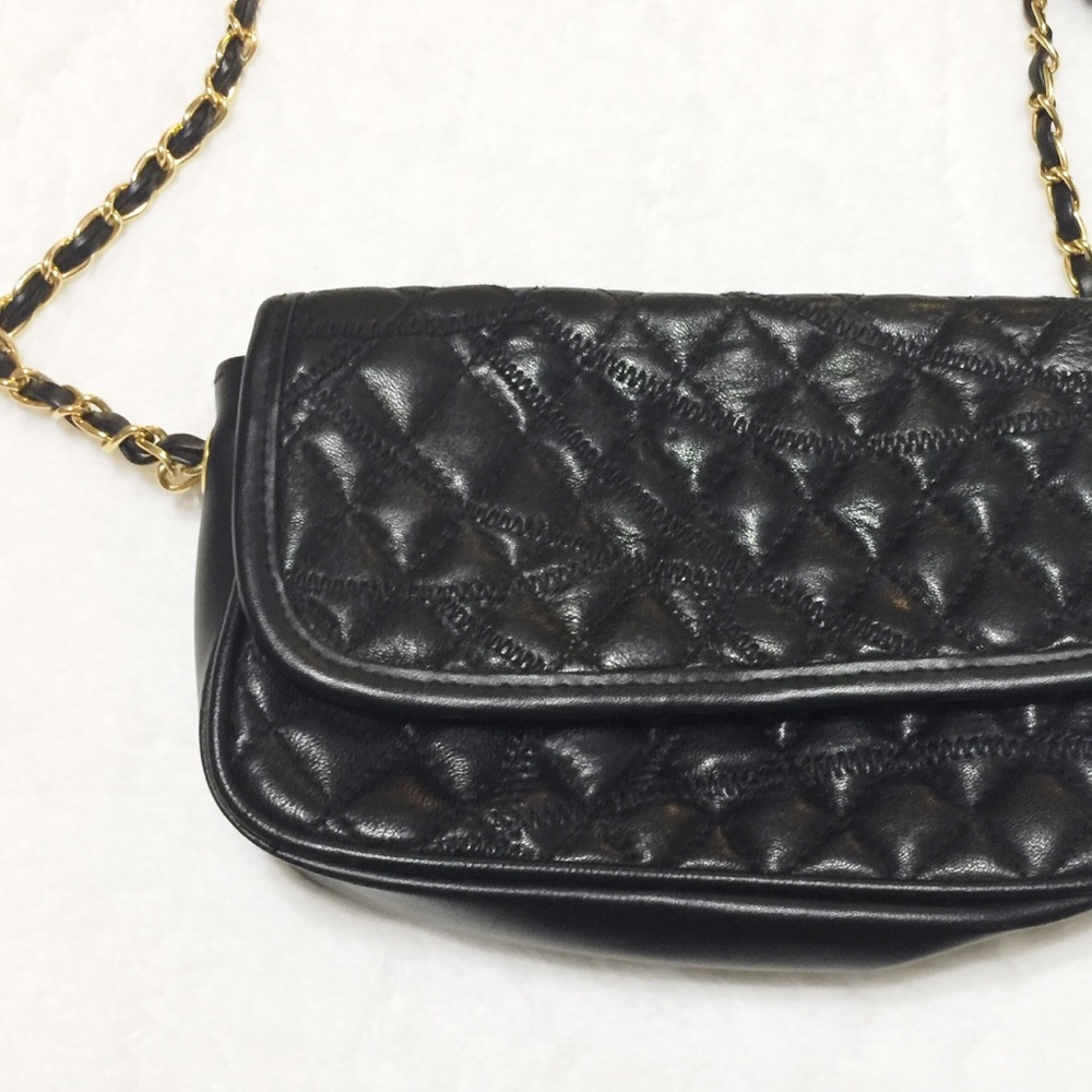 ROCKER CHIC Black Quilted Shoulder Bag w/Braided Gold Chain Link Strap - Picture 7 of 14